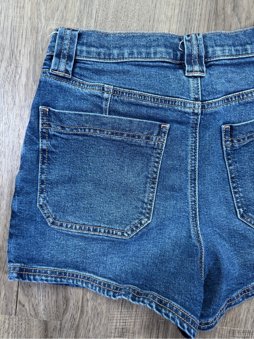 American Eagle Outfitters Dark Blue High-Rise Relaxed Denim Shorts - Picture 14 of 14